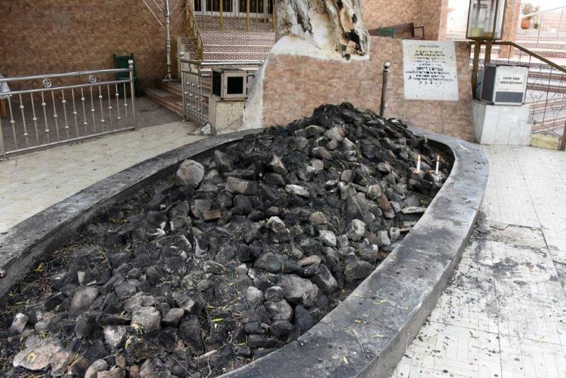 maroc ouezane cimetiere juif tombe bendiwane amram ZBL 0600 (12)